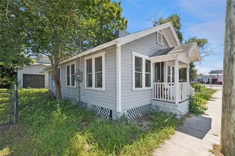821 N Ridgewood Avenue Daytona Beach FL 32114