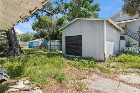 821 N Ridgewood Avenue Daytona Beach FL 32114