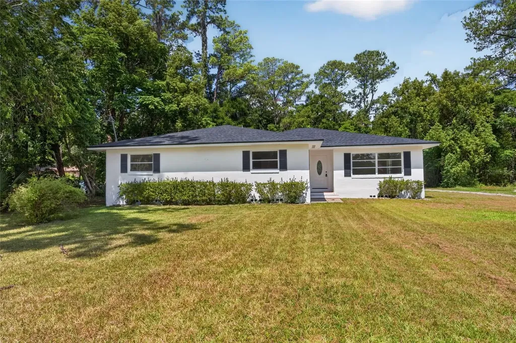 1220 NE 16th Avenue Ocala FL 34470