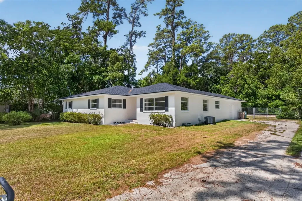 1220 NE 16th Avenue Ocala FL 34470
