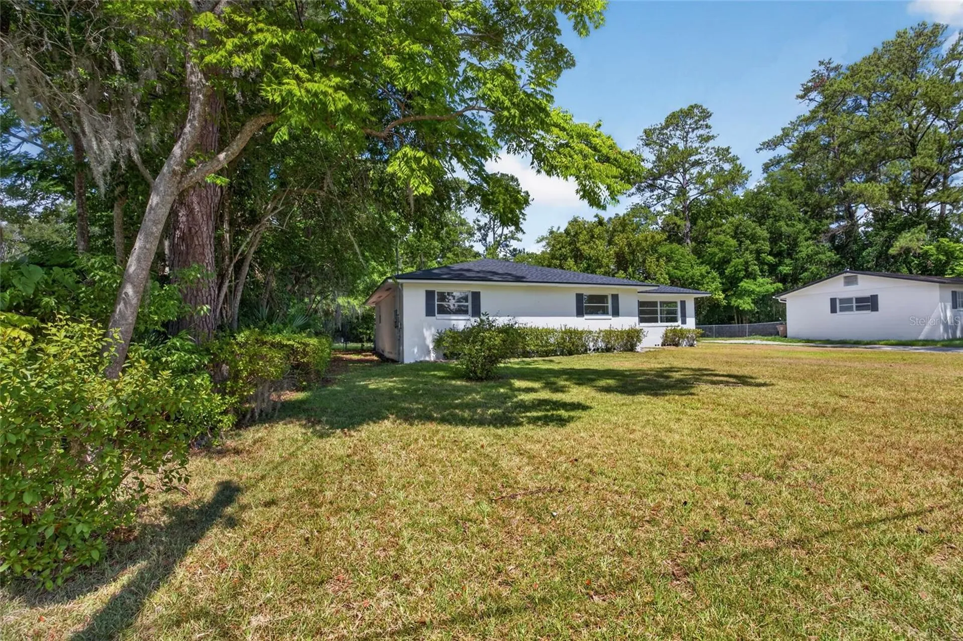 1220 NE 16th Avenue Ocala FL 34470