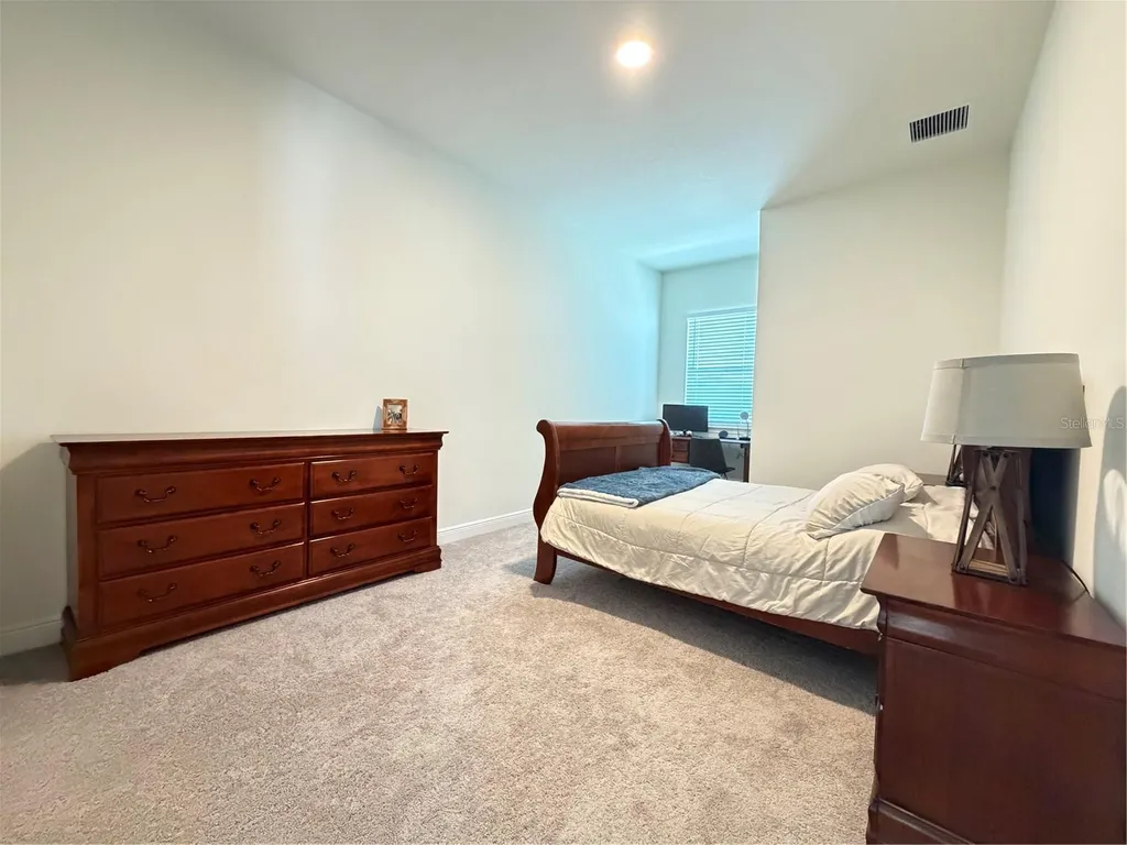 10108 Fiddley Alley Orlando FL 32827