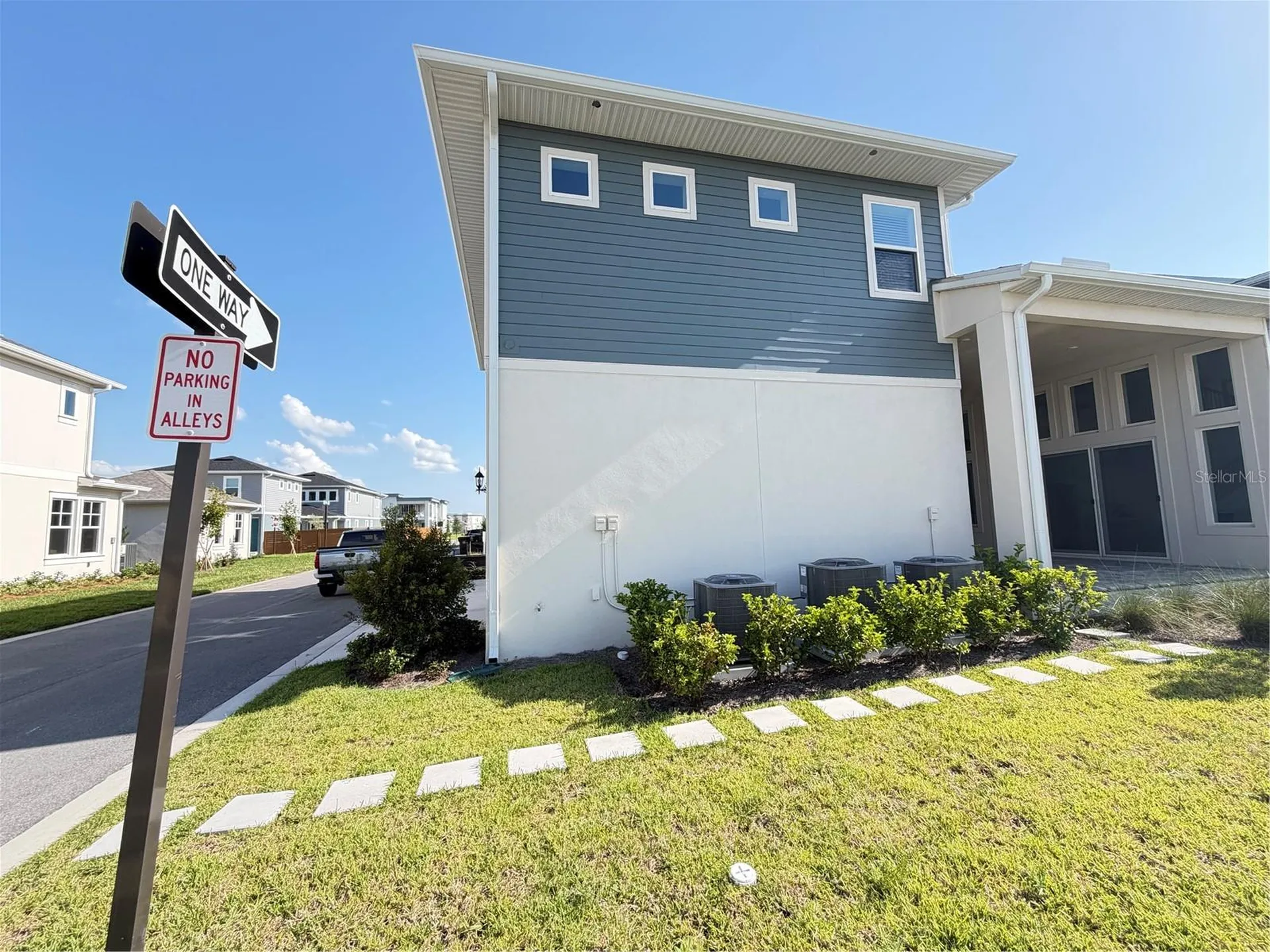 10108 Fiddley Alley Orlando FL 32827