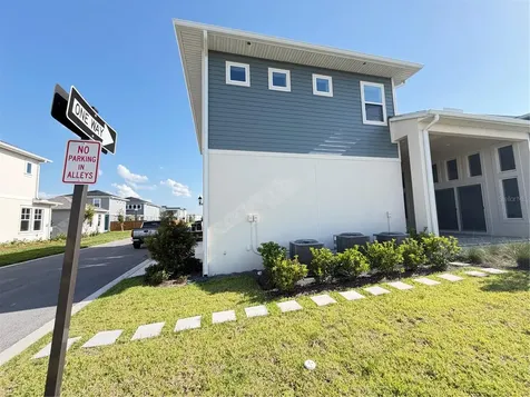 10108 Fiddley Alley Orlando FL 32827