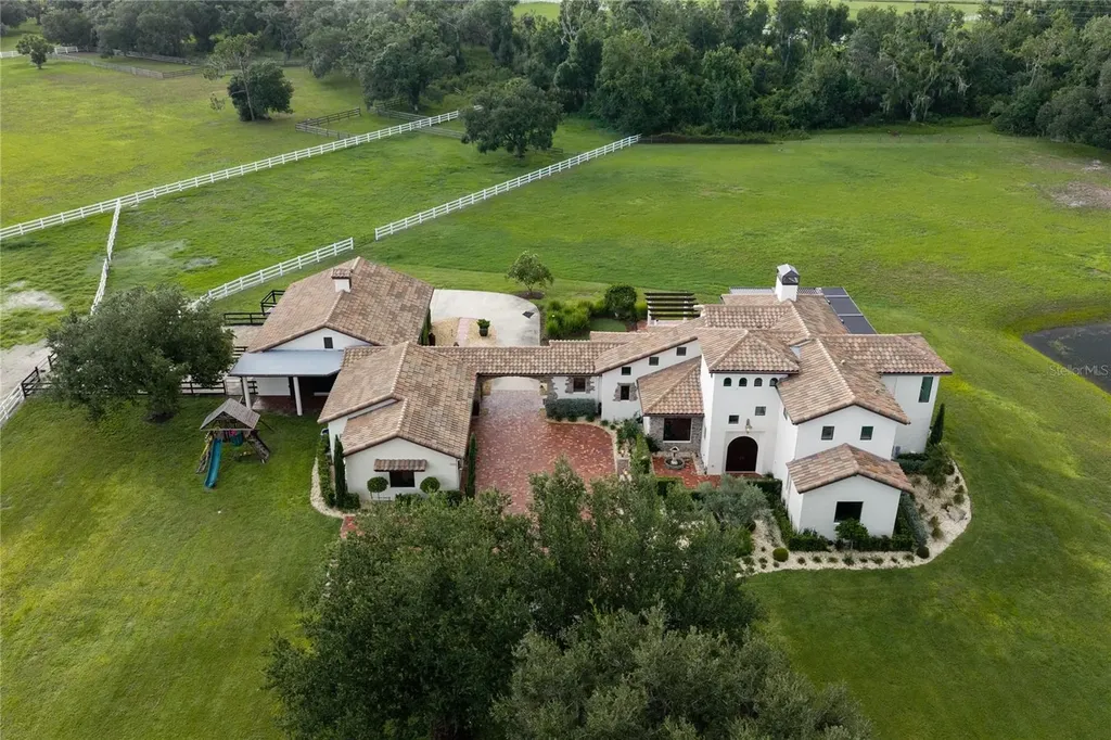 1670 Ranch Club Boulevard Sarasota FL 34240