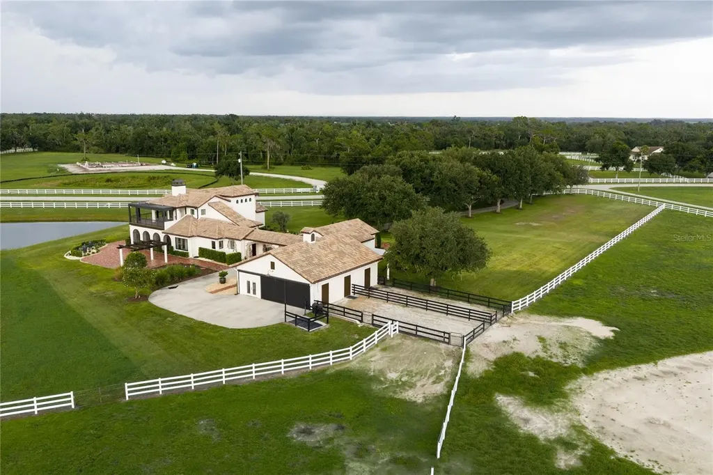 1670 Ranch Club Boulevard Sarasota FL 34240