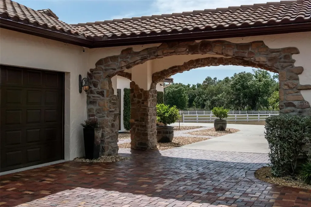 1670 Ranch Club Boulevard Sarasota FL 34240