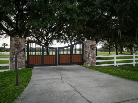 1670 Ranch Club Boulevard Sarasota FL 34240