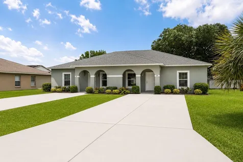 677 Royalty Court Kissimmee FL 34758