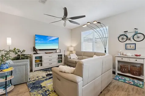 675 E Plant Street Winter Garden FL 34787