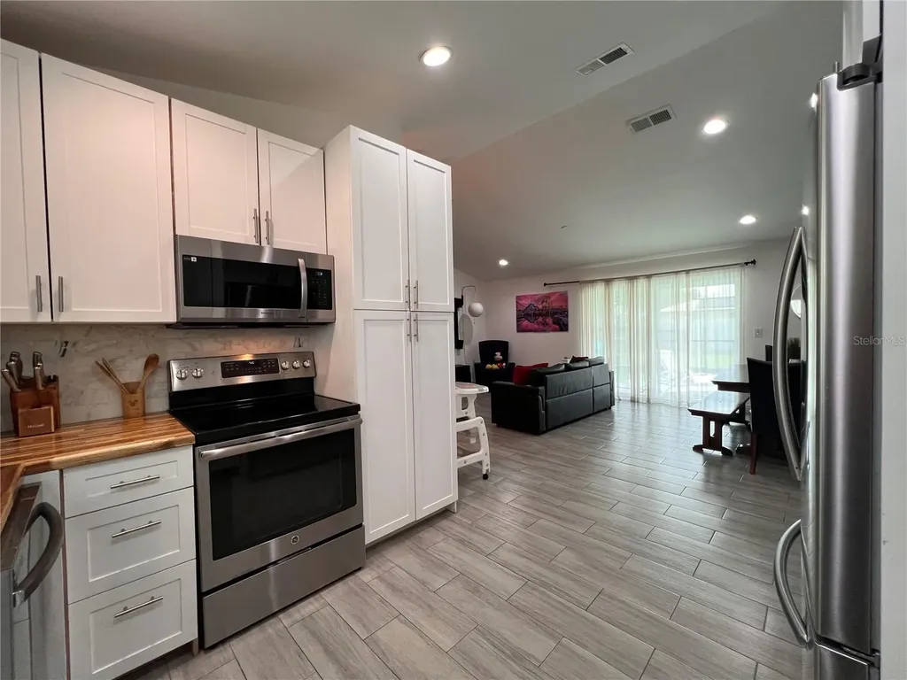 638 Baldwin Drive Kissimmee FL 34758