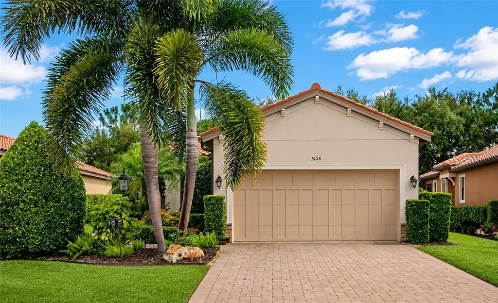 5126 Savona Run Bradenton FL 34211