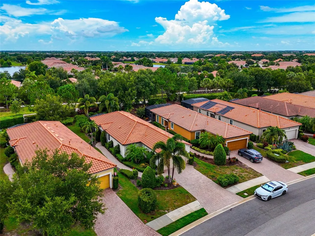 5126 Savona Run Bradenton FL 34211