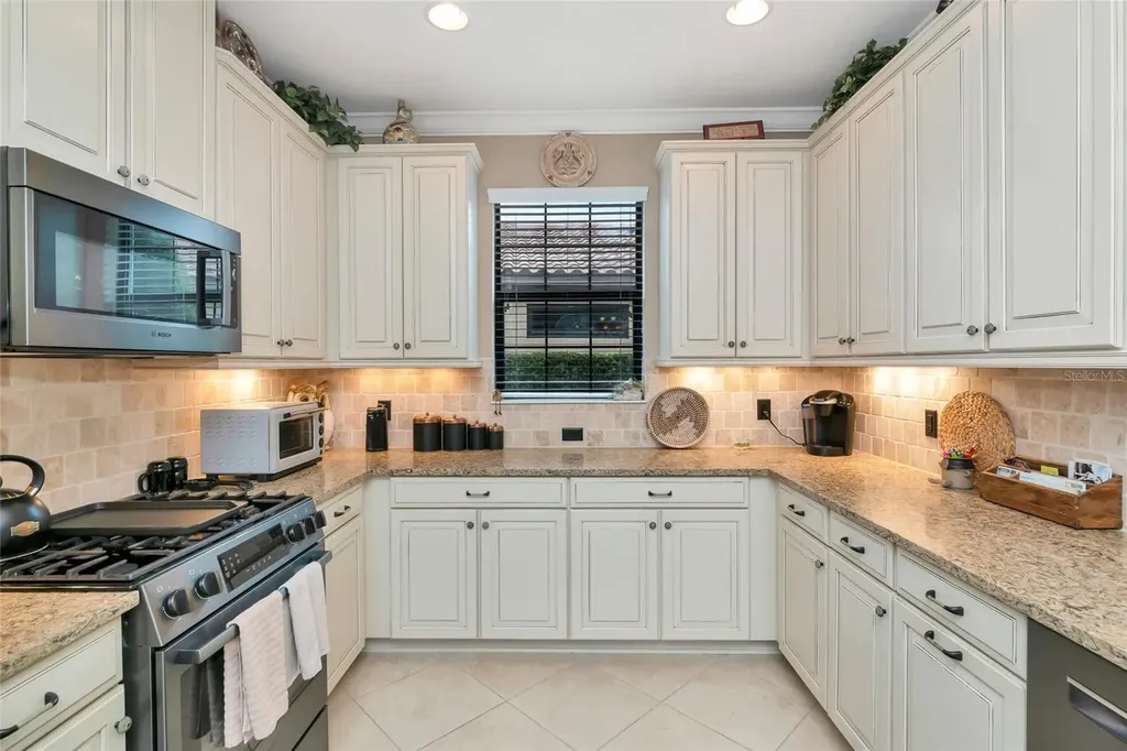 5126 Savona Run Bradenton FL 34211