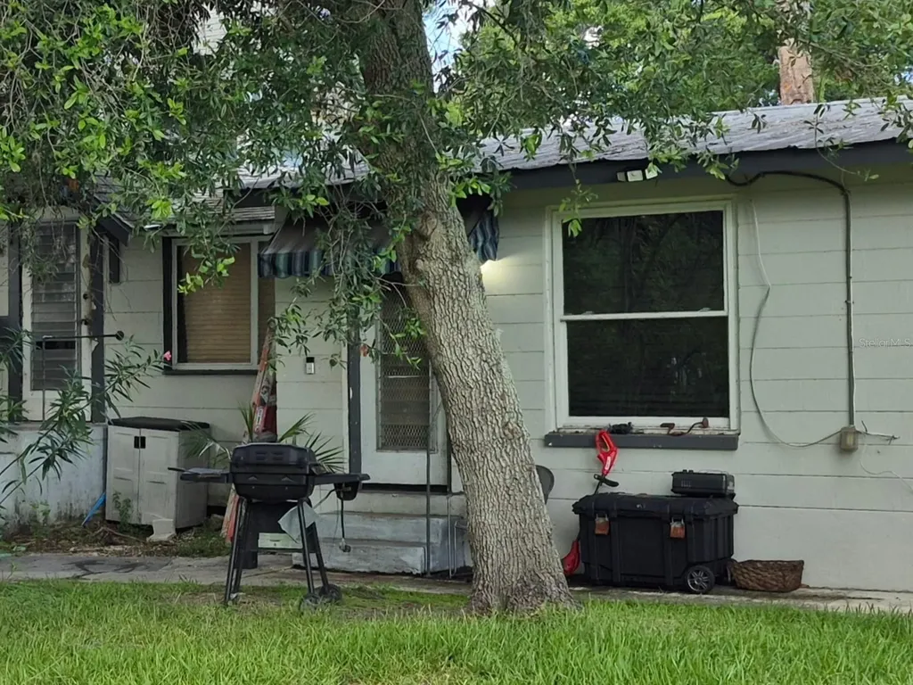 6416 River Road New Port Richey FL 34652