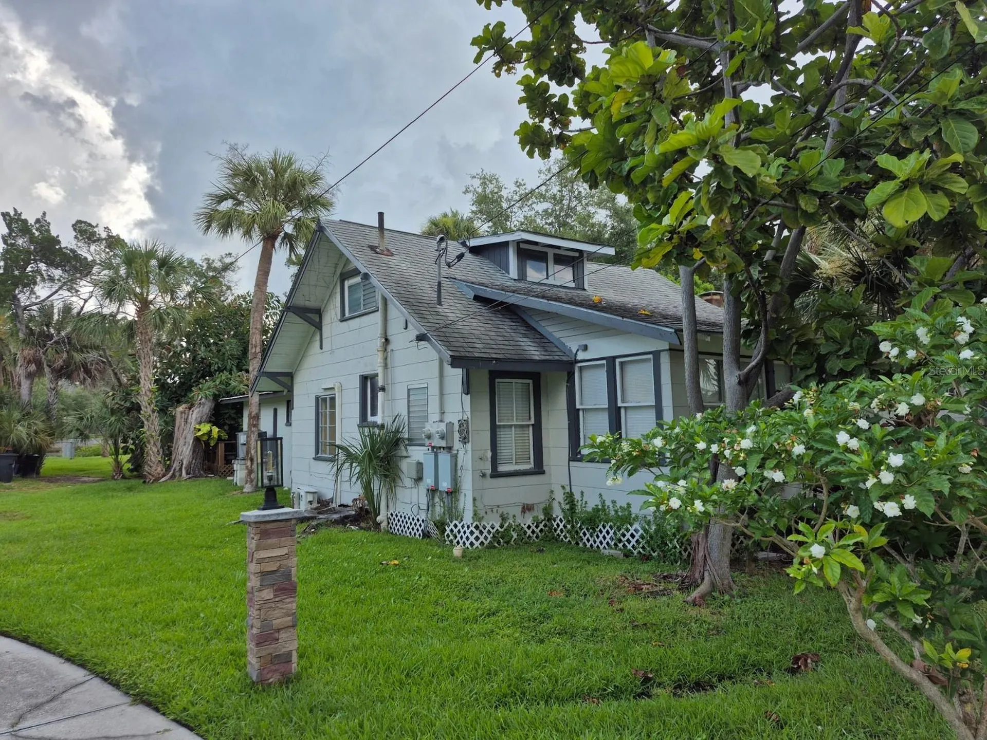 6416 River Road New Port Richey FL 34652
