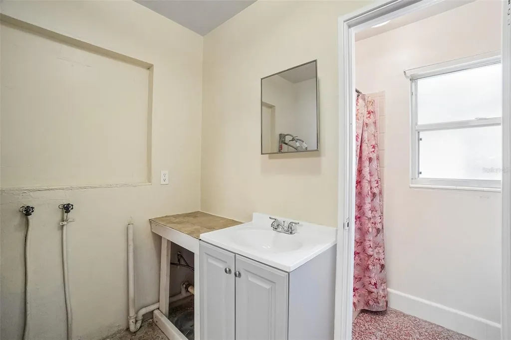 1421 Temple Street Clearwater FL 33756