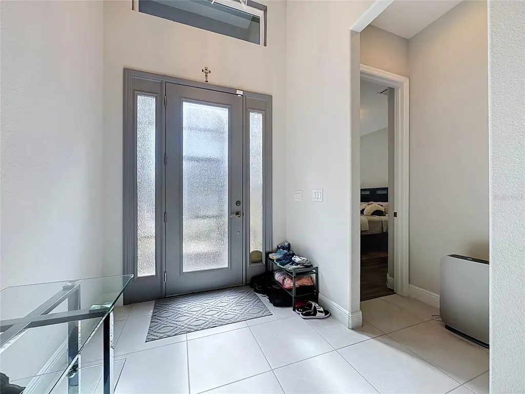 8665 E Bridgeport Bay Circle Mount Dora FL 32757