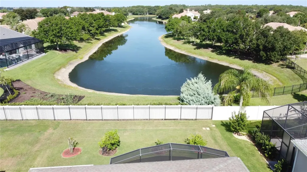 8665 E Bridgeport Bay Circle Mount Dora FL 32757