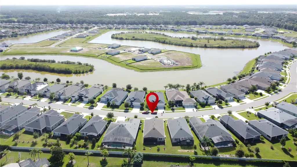 8665 E Bridgeport Bay Circle Mount Dora FL 32757