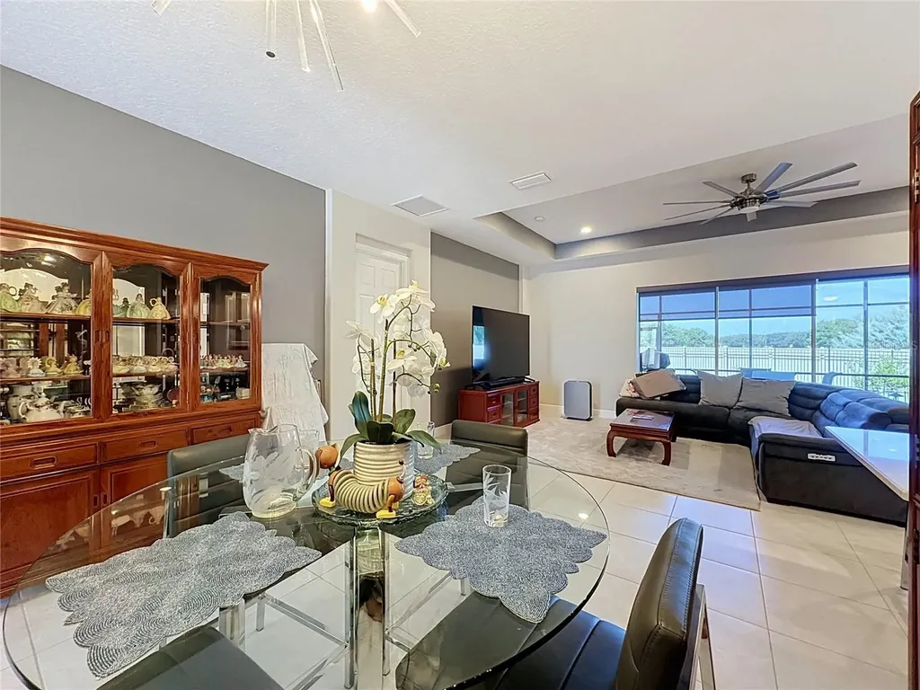 8665 E Bridgeport Bay Circle Mount Dora FL 32757