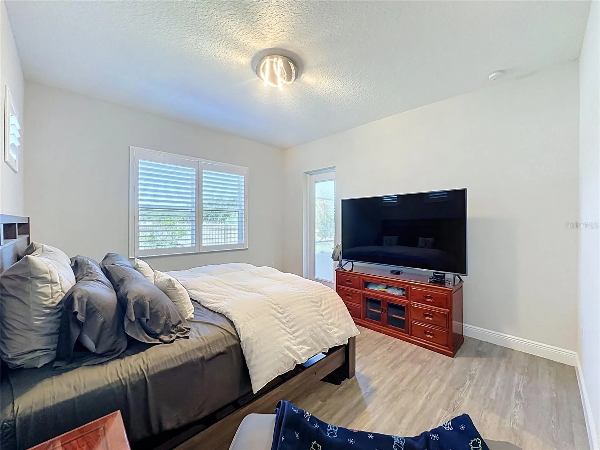 8665 E Bridgeport Bay Circle Mount Dora FL 32757