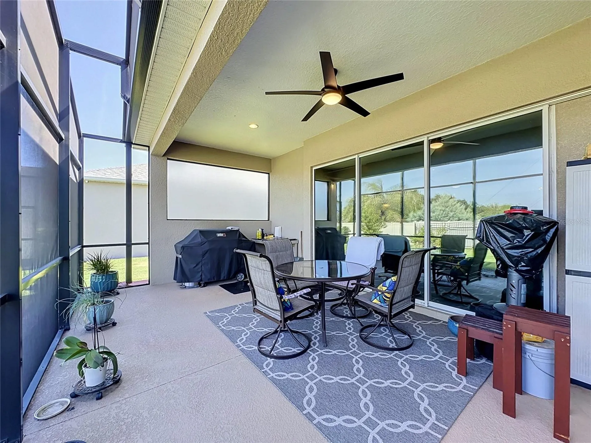 8665 E Bridgeport Bay Circle Mount Dora FL 32757