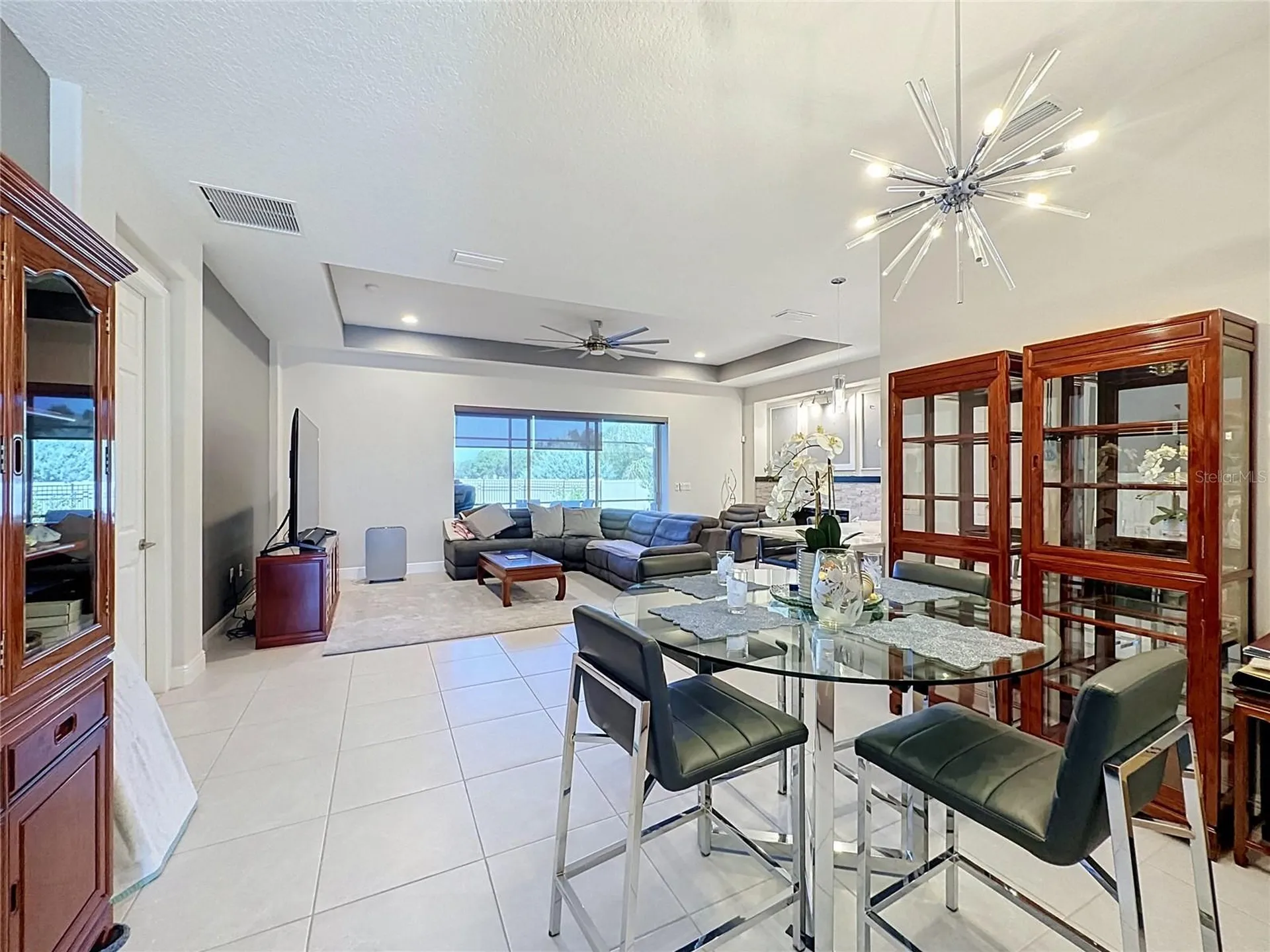 8665 E Bridgeport Bay Circle Mount Dora FL 32757