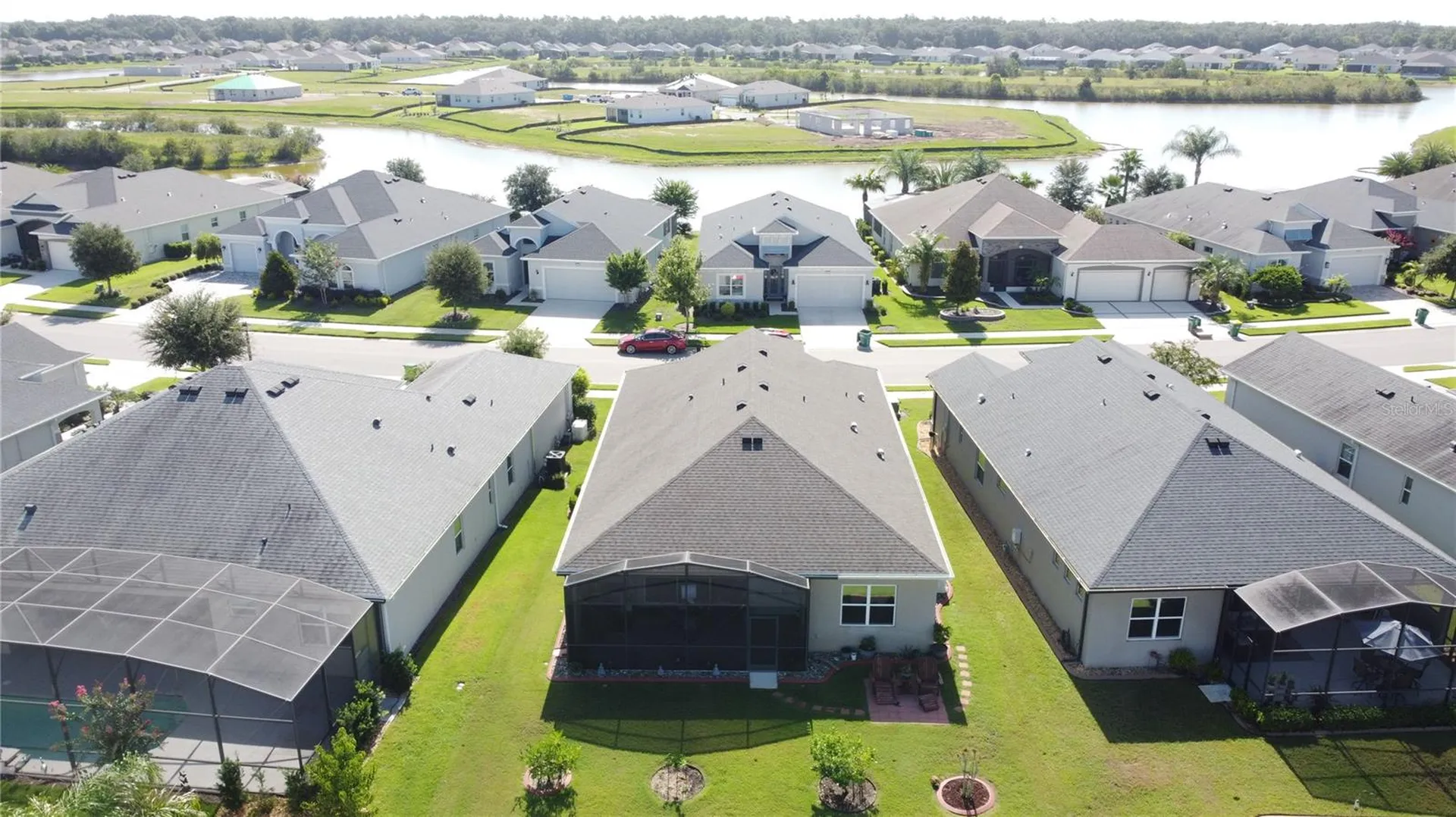 8665 E Bridgeport Bay Circle Mount Dora FL 32757