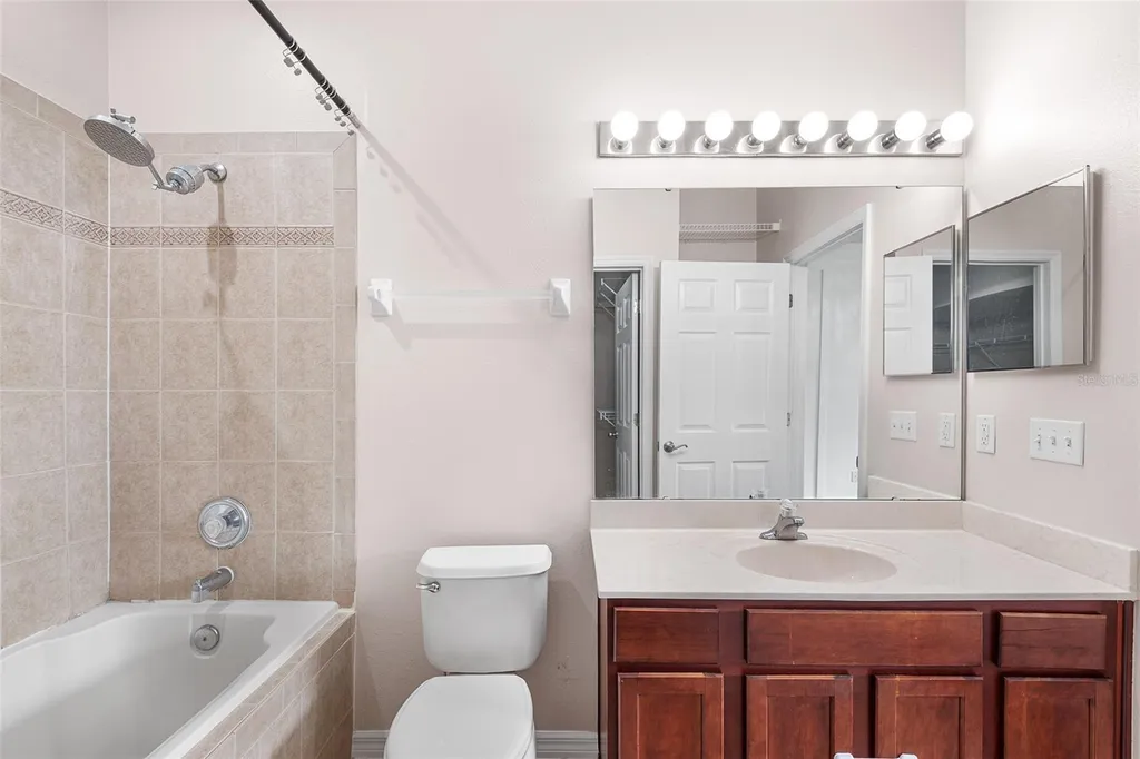 10077 Moorshire Circle Orlando FL 32829