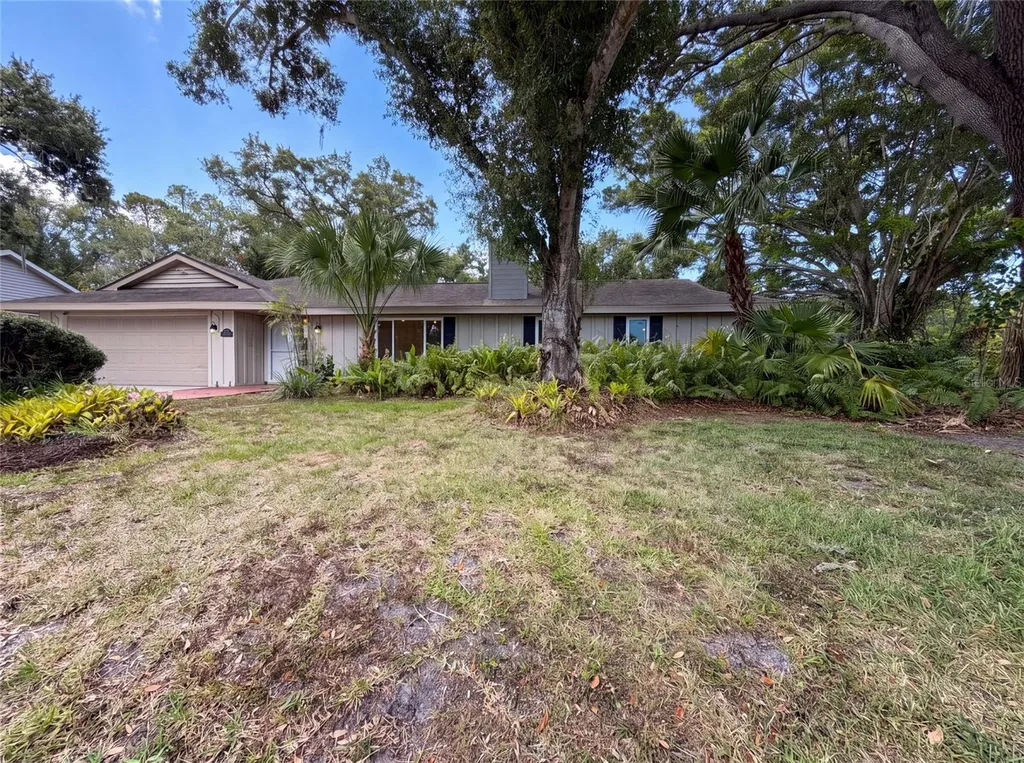 8028 Conservatory Circle Sarasota FL 34243