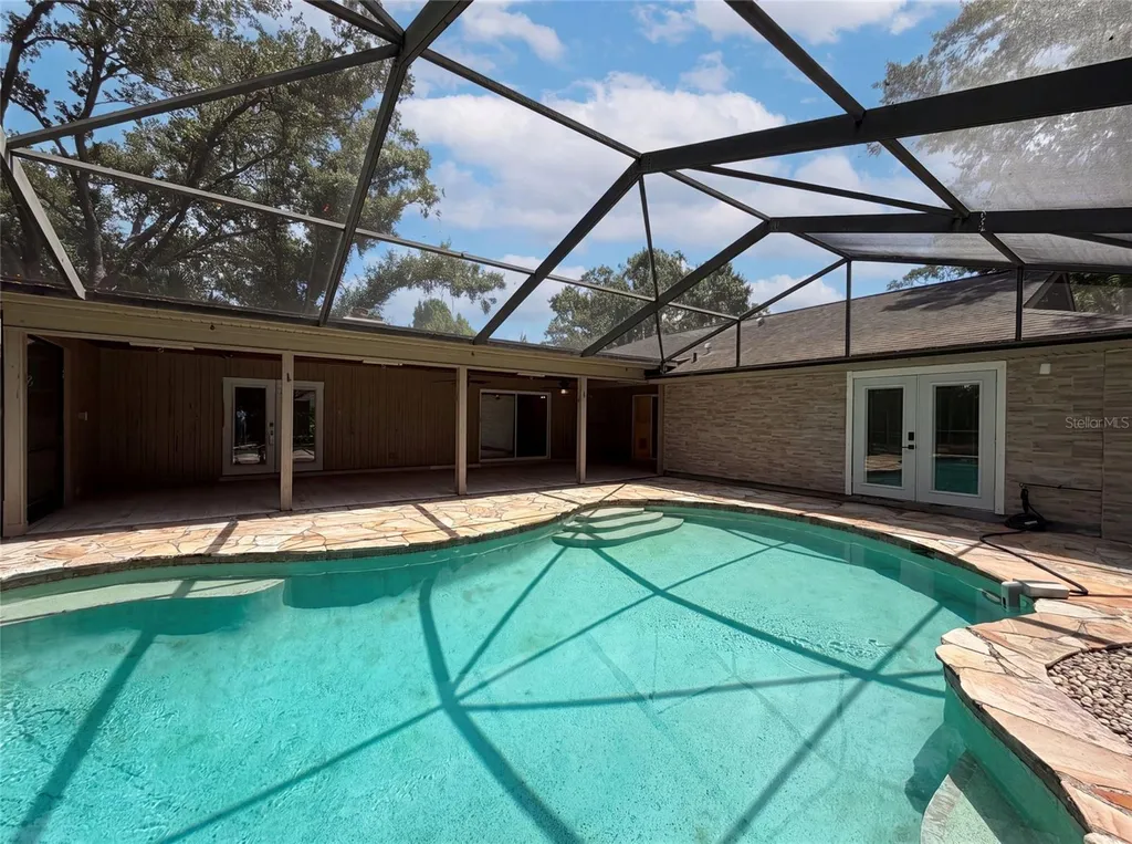 8028 Conservatory Circle Sarasota FL 34243