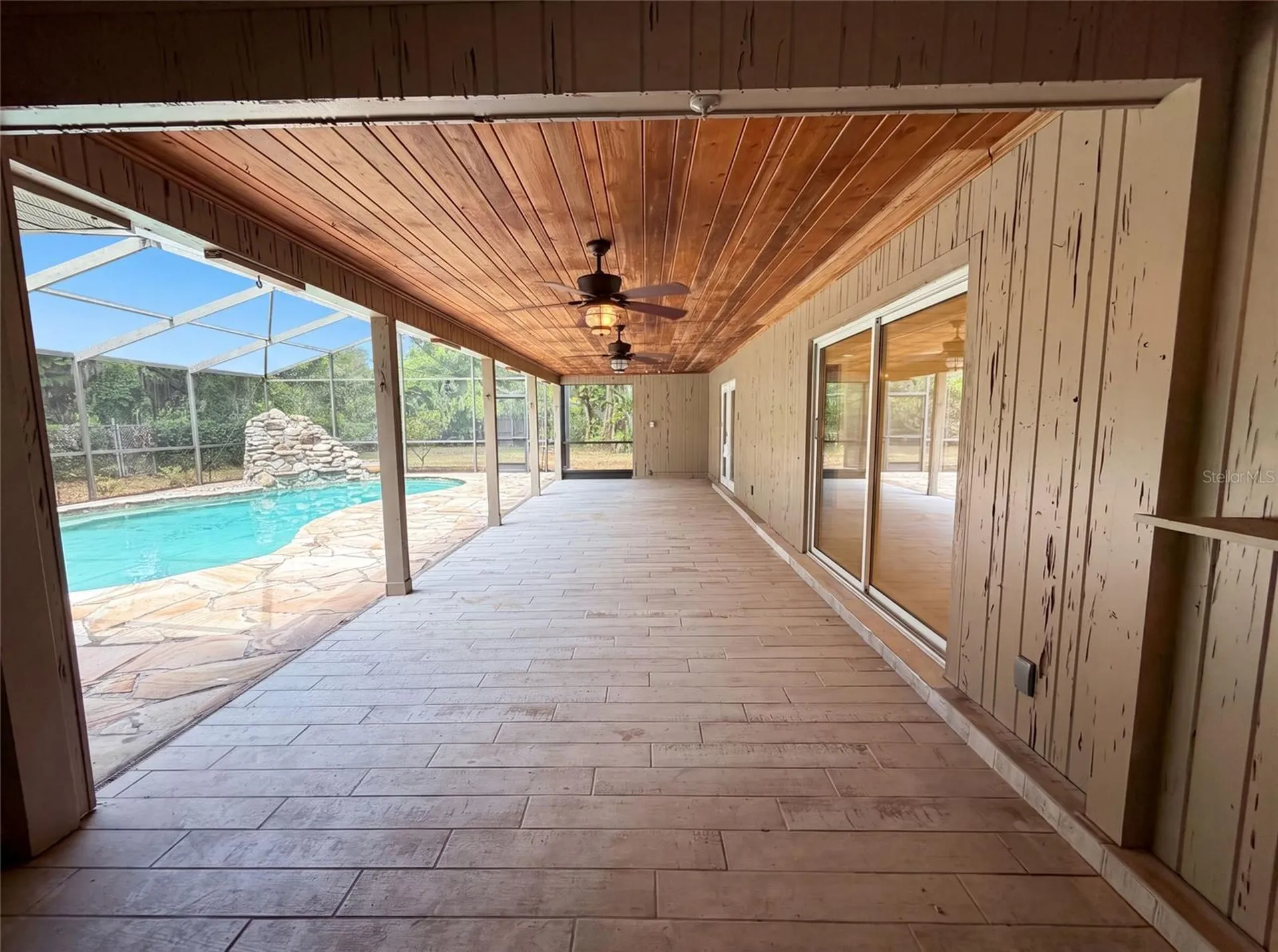 8028 Conservatory Circle Sarasota FL 34243
