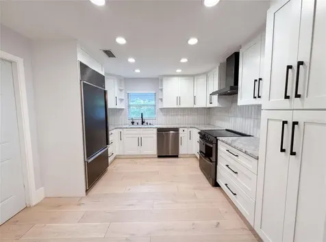 8028 Conservatory Circle Sarasota FL 34243