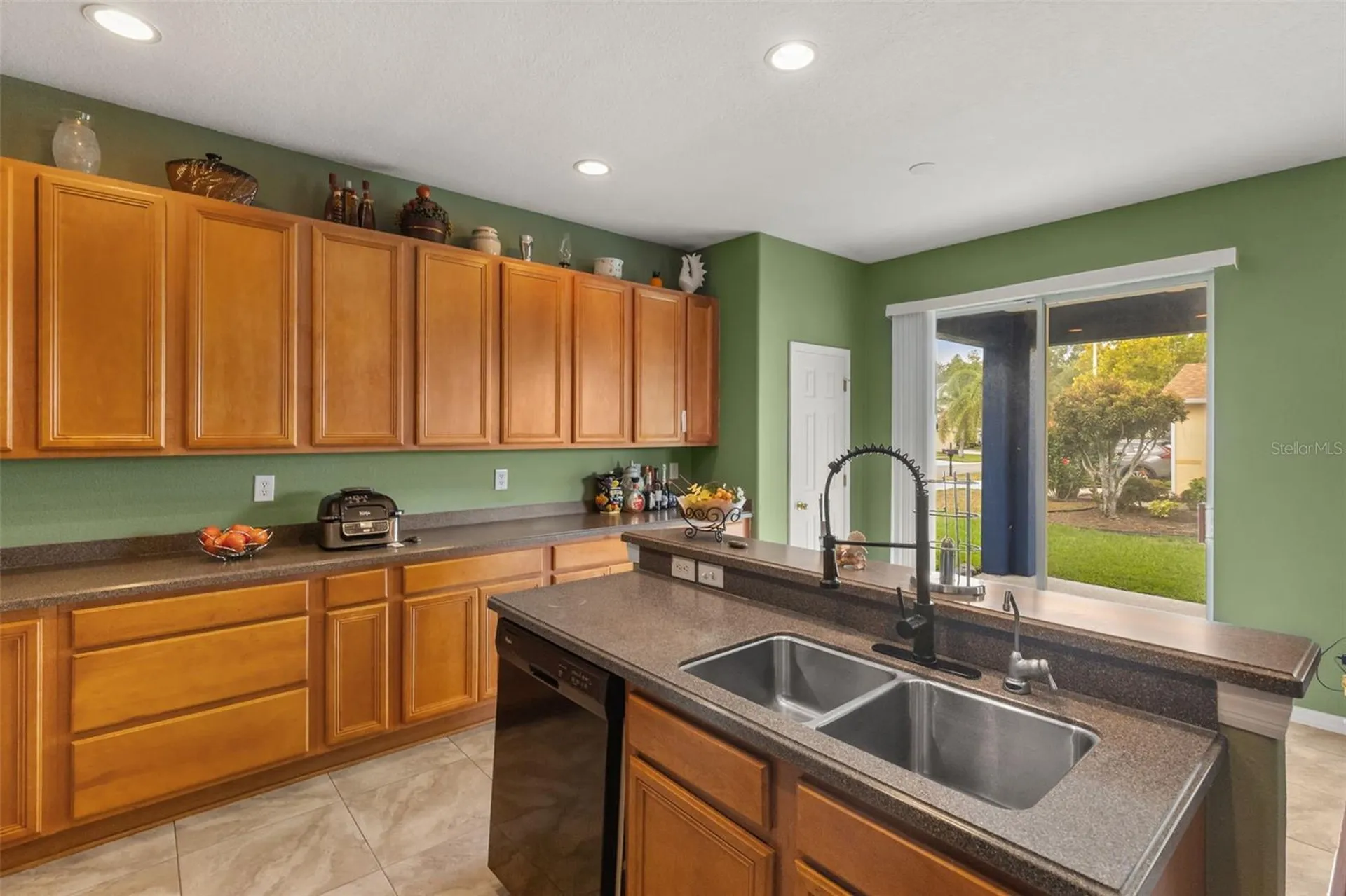 402 Vine Cliff Street Ruskin FL 33570