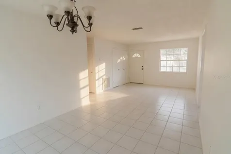 5956 W Amelia Street Orlando FL 32835