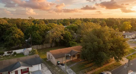 5956 W Amelia Street Orlando FL 32835