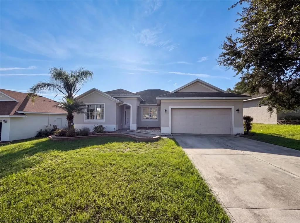 204 Round Man Street Leesburg FL 34748