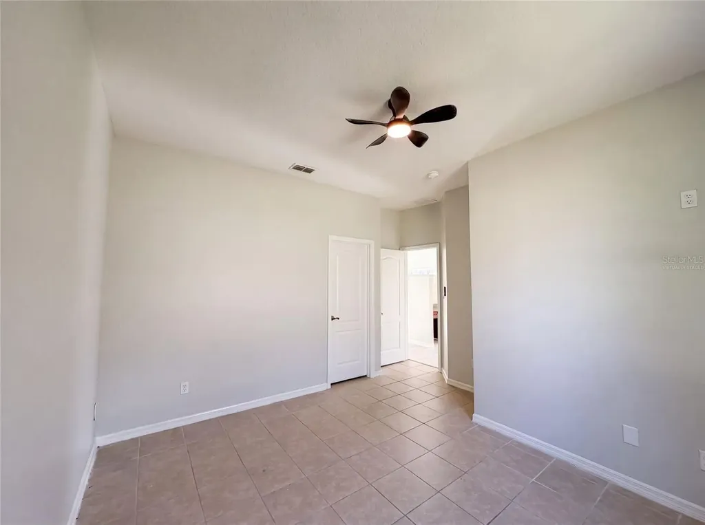 204 Round Man Street Leesburg FL 34748
