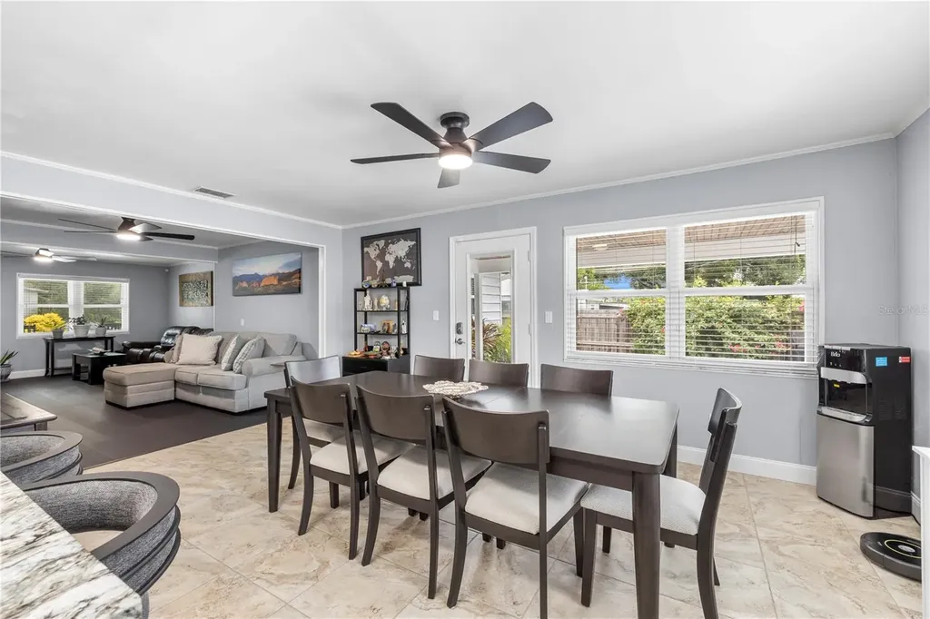 5425 47th Avenue N St Petersburg FL 33709