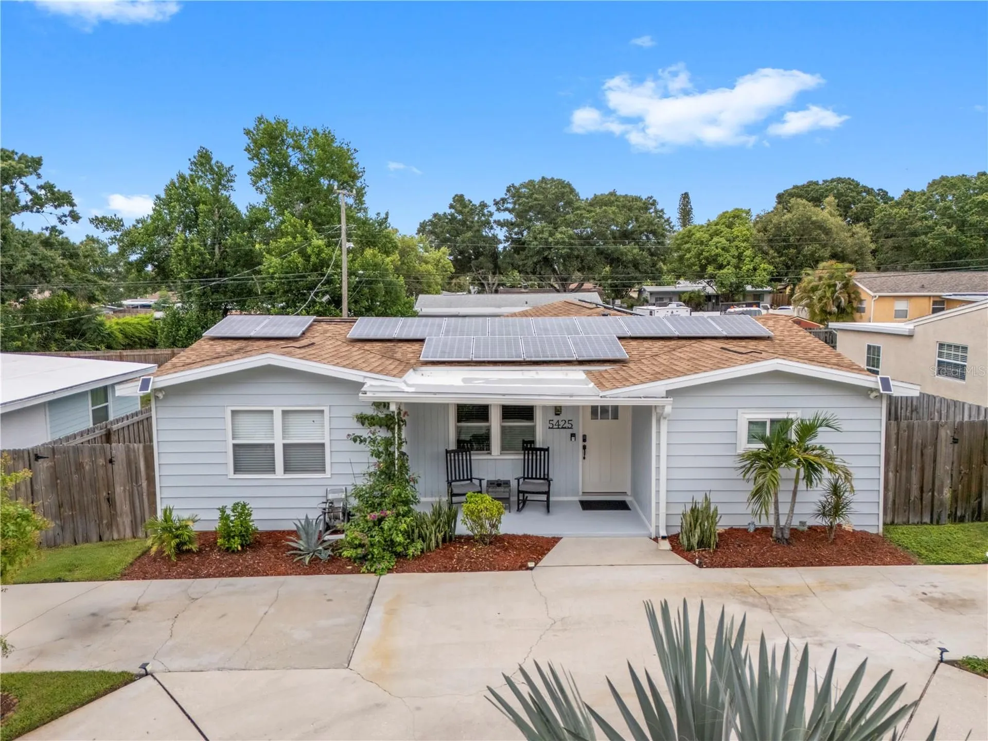 5425 47th Avenue N St Petersburg FL 33709