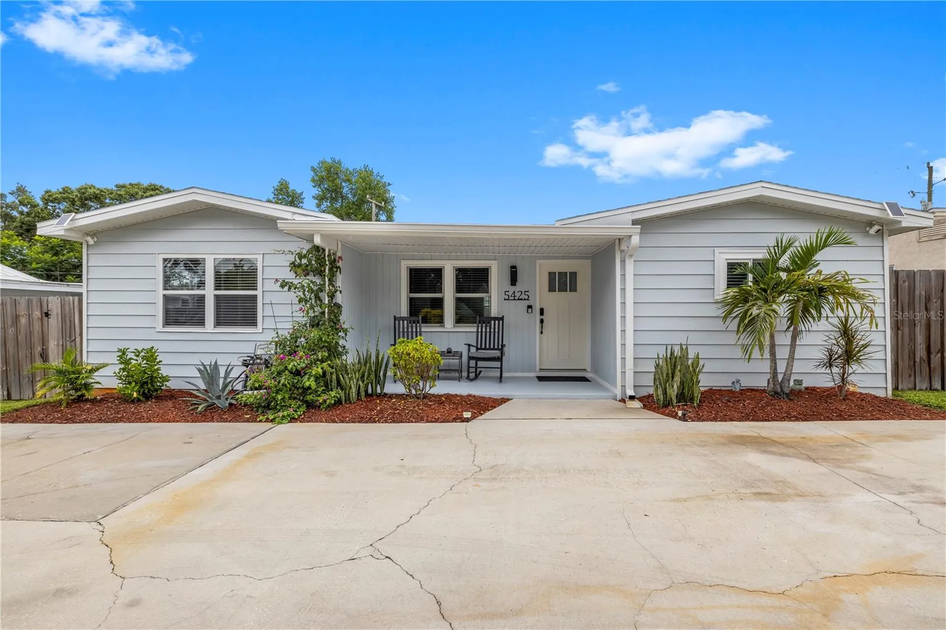 5425 47th Avenue N St Petersburg FL 33709