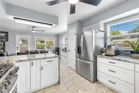 5425 47th Avenue N St Petersburg FL 33709