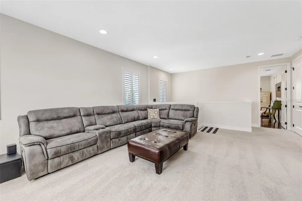 13804 Fairway Bunker Drive Tampa FL 33626