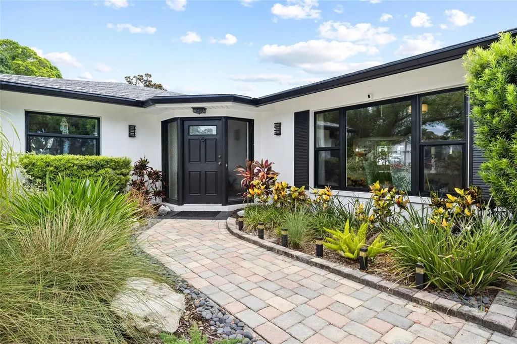 14006 81st Avenue Seminole FL 33776