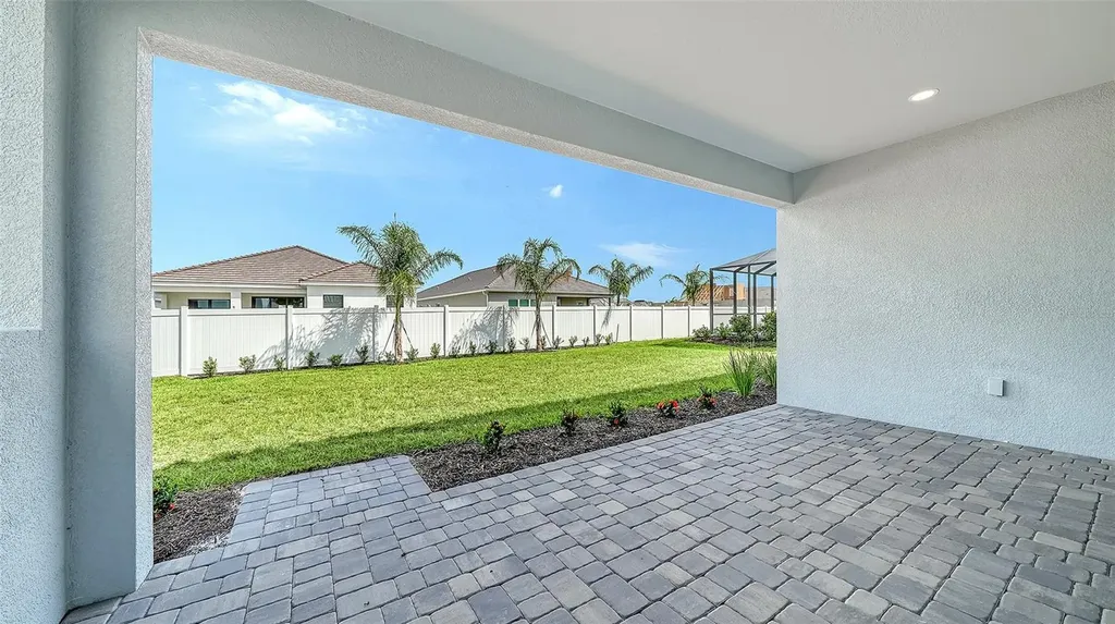 8079 Anthirium Loop Sarasota FL 34240