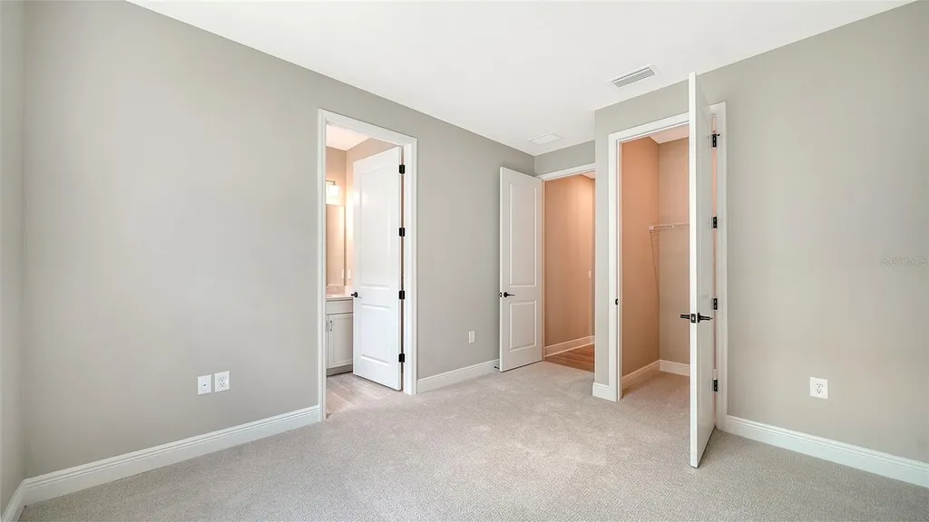 8079 Anthirium Loop Sarasota FL 34240