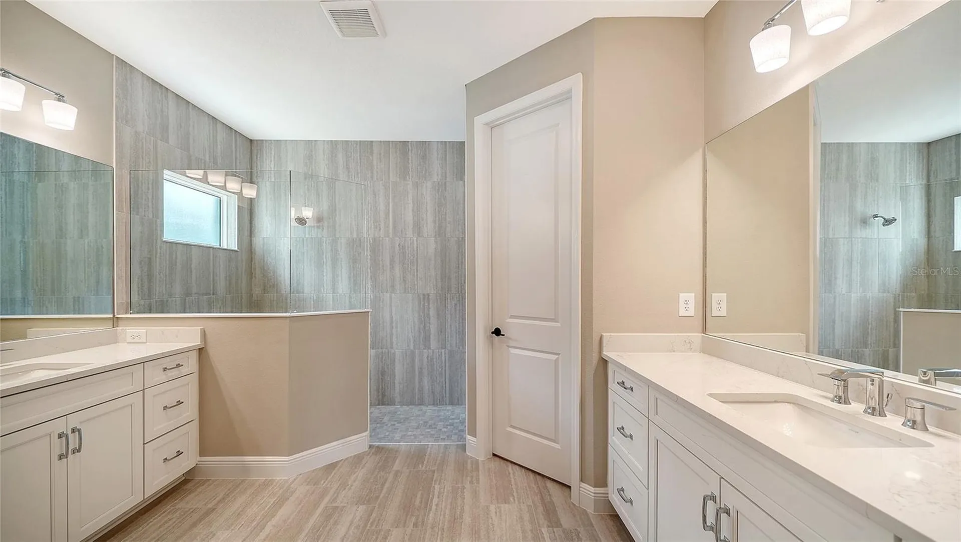 8079 Anthirium Loop Sarasota FL 34240
