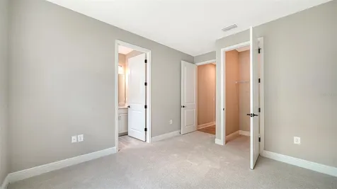 8079 Anthirium Loop Sarasota FL 34240