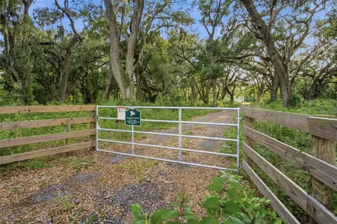 7112 Marsh Bend Trail Wildwood FL 34785